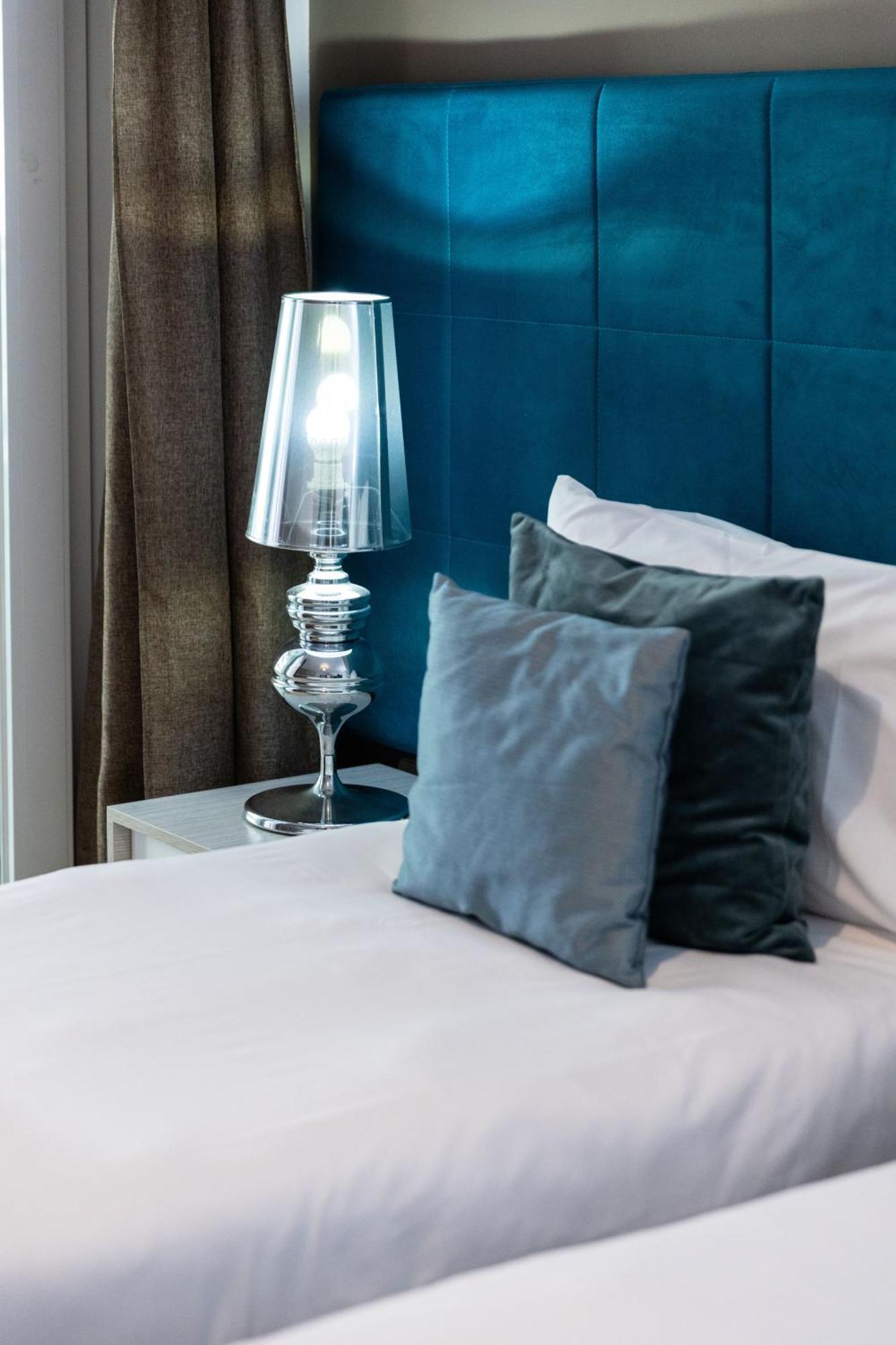 Luxury Seafront 3Br With Pool By Arcobnb สลีมา ภายนอก รูปภาพ
