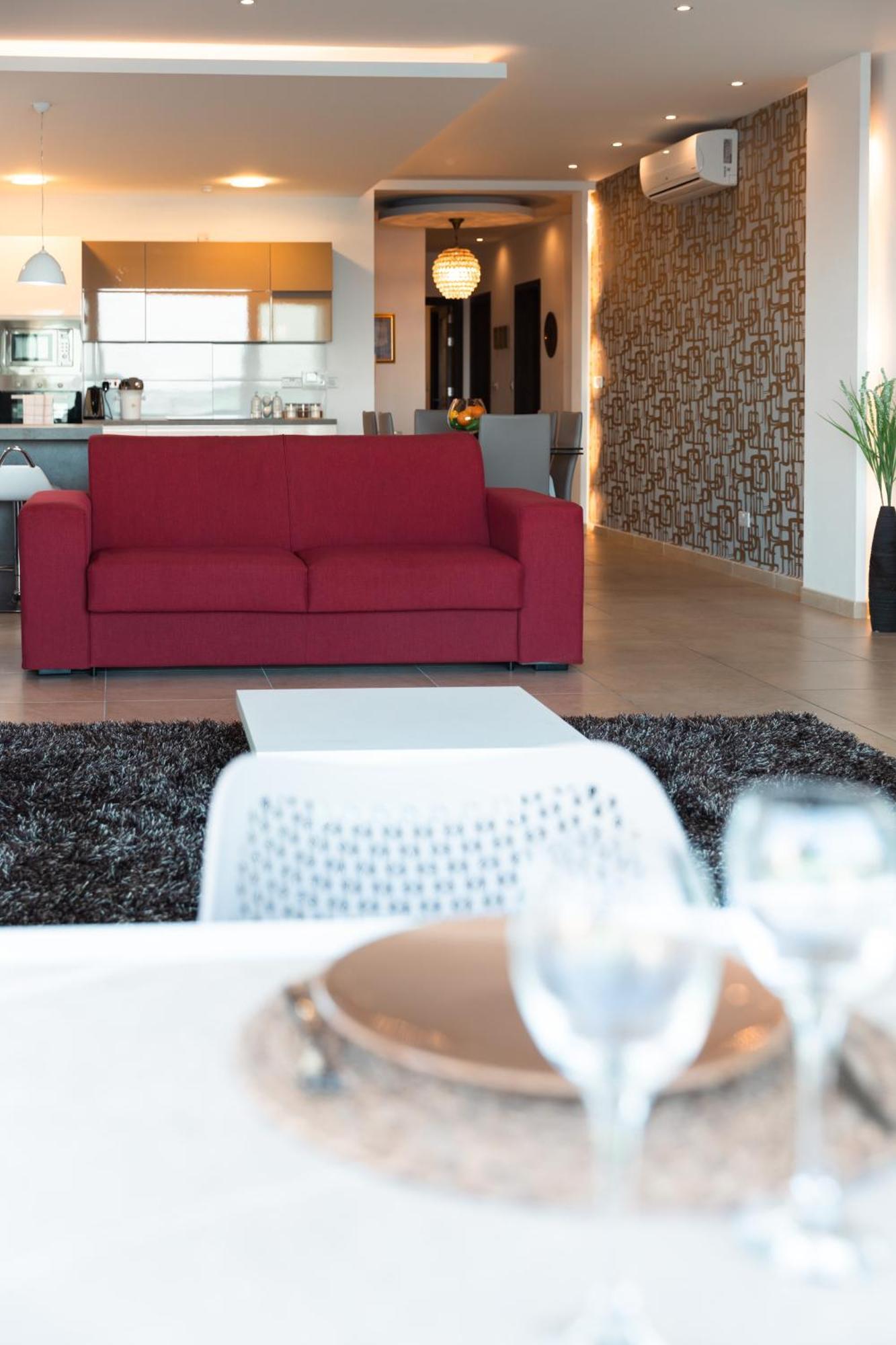 Luxury Seafront 3Br With Pool By Arcobnb สลีมา ภายนอก รูปภาพ