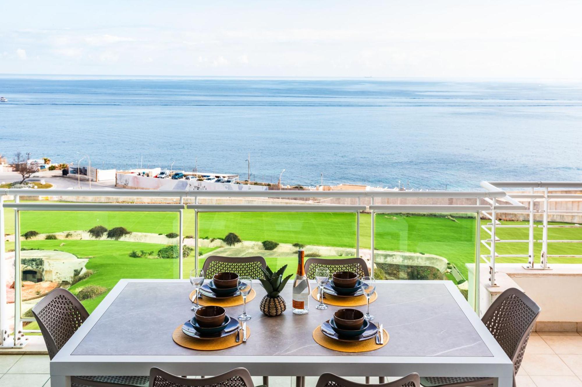 Luxury Seafront 3Br With Pool By Arcobnb สลีมา ภายนอก รูปภาพ